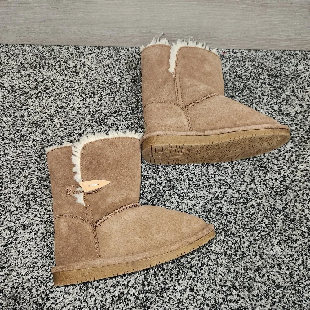 Bearpaw Abigail Youth Child Fuzzy Boots Girls Sz 2 Toggle Side,Brown Tan Warm